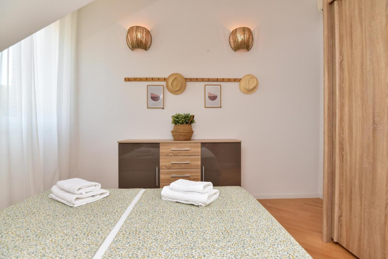 Apartment Sunny Bay - Free Parking Dubrovnik Exterior photo